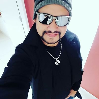 Passamos a amar não quando encontramos uma pessoa perfeita, mas quando aprendemos a ver perfeitamente uma pessoa imperfeita.