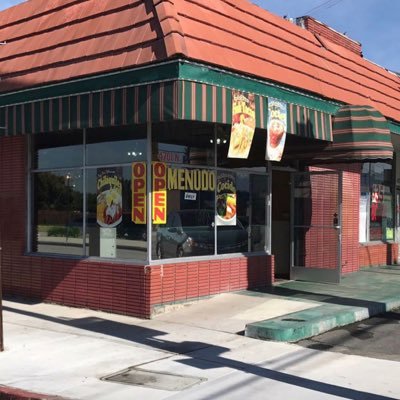 (626)444-8384 Mon-Sat 8:00am-8:00pm Sunday 8:00am-5:00pm FAMILY OWNED, AUTHENTIC MEXICAN/AMERICAN RESTAURANT 4701 Peck Rd. El Monte, CA 91732
