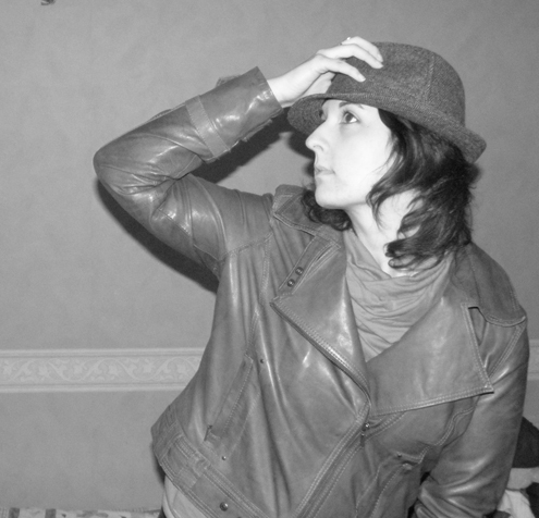 cepetiraher's profile picture. Crazy silly frenchy girl