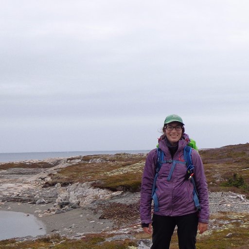 PhD student in @EPICLundholmLab interested in plants/bees/barrens/greenroofs & #scicomm. @AcadiaU ENVS alum (BSc), @SMUScience APSC alum (MSc).