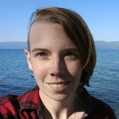 SWE + all around geek && loves include corgis, Python, music jokes, skating, and crafting && she/her && personal account: @hartknyx