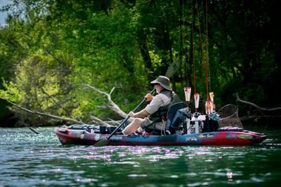 Conservative Trump supporter. 
Love to fish and the great outdoors! 
Started Tear Em Up Fishing because, that's what I like to do!