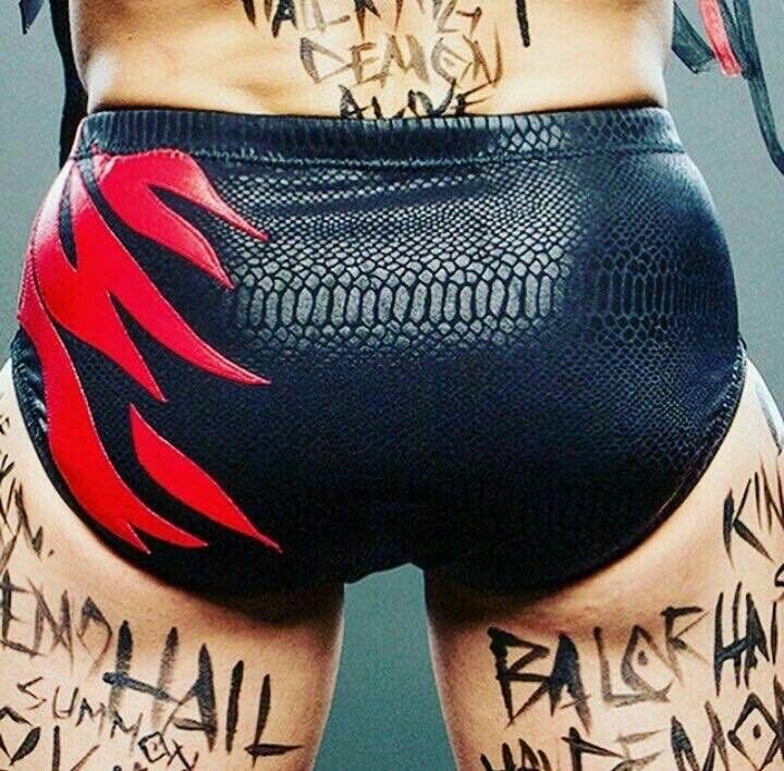 Twitter feed dedicated to pictures of Finn Bálor in Speedos!
