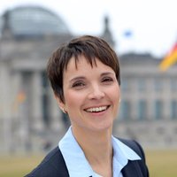 Frauke Petry(@FraukePetry) 's Twitter Profileg