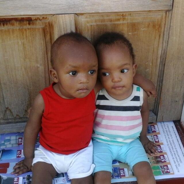 ruezamba's profile picture. 