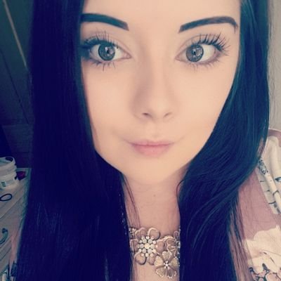 LaurenSarah95's profile picture. 