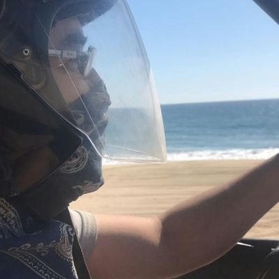 keqz's profile picture. If you can see yourself, you will never be truly blind...