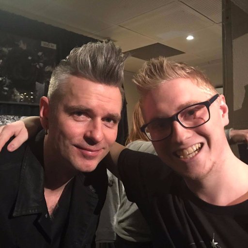 UX Designer og gründer. Master i kognitiv psykologi. Felt O. Skribent @Larsarholmnet og Medium. Men nok om meg, la oss snakka litt om deg, ka syns du om meg?