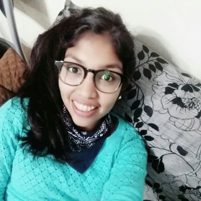 Ser feliz y nada mas💙                                                          Estudiante de Fonoaudiologia