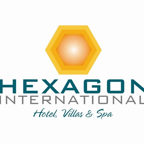Hexagon International Hotel/Villas & Spa is located 5 minutes from Nadi International Airport and 5 minutes from nadi town.It is a popular Nadi Hotel