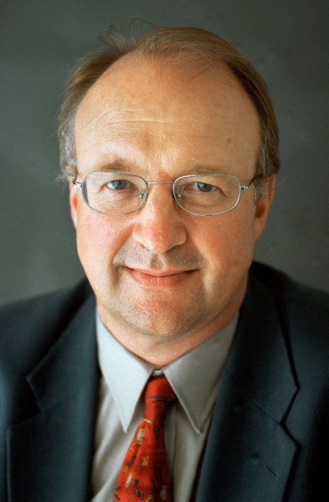 Journalist whose books include 'Power Play: The Rise of Modern Sinn Féin'; The Far Side of Revenge: Making Peace in Northern Ireland; Cinnlínte; Scéalta Nuachta