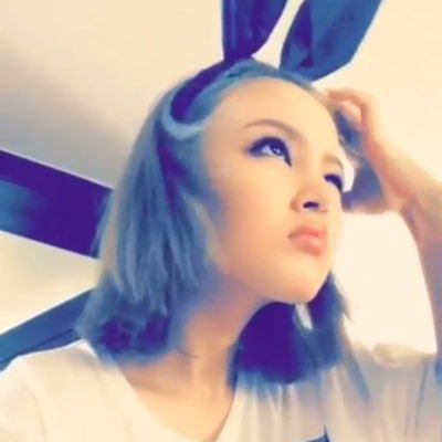 0111s_n_h_n's profile picture. 