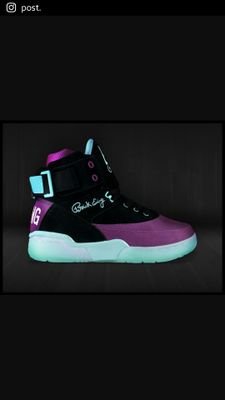 Sneaker_Alarm's profile picture. Anything and everything relating to sneakers