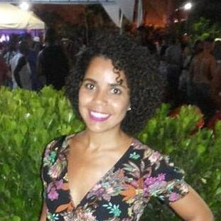 MichelleDiaas's profile picture. Enquanto sorrimos, estaremos em paz. :)