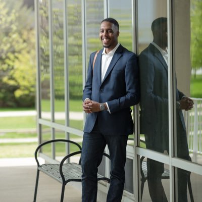 Detroiter | JD/MBA | Licensed Attorney| Enterprise Negotiations| Former Michigan State University Athlete '13 👟| He/His