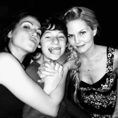 swanqueen_edits Profile Picture