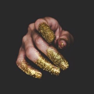 xvynB96ln6DPPlZ's profile picture. 