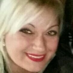 Eva87545751's profile picture. 