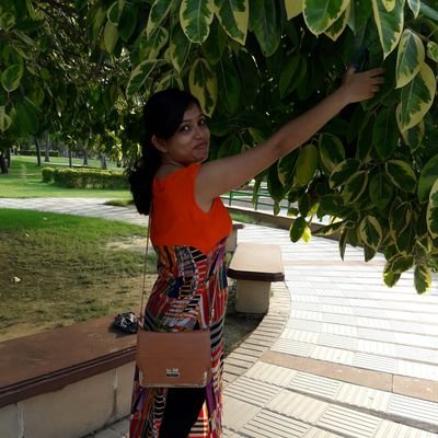 thatsmeswati's profile picture. 