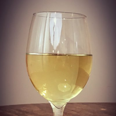 Welcome to Sedimental! Through my adventures, I hope to help others learn about wine. There will be tastings, facts, pairings and lots of shenanigans. 🍇🎞🍷