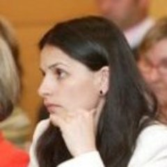 belenlopezma's profile picture. Aprendiendo, ayudando a aprender... 
Pequeños momentos, rumbo a la felicidad.