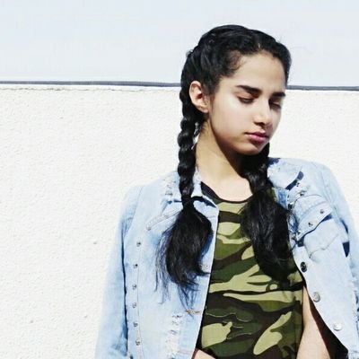 mintbluehes's profile picture. 16 ; mumbai ; #1 phan trash ; #1 kpop enthusiast