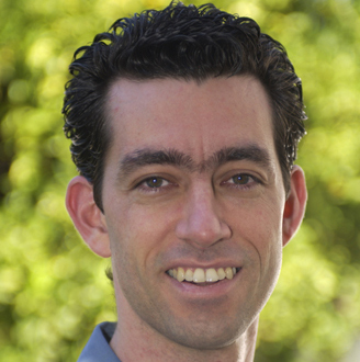 elonbartlettdc's profile picture. I am a chiropractor in Oakland, CA, specializing in prenatal and post-partum care.