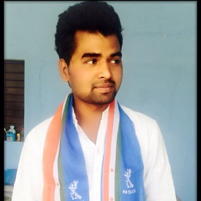 AavulaKarnakar's profile picture. 