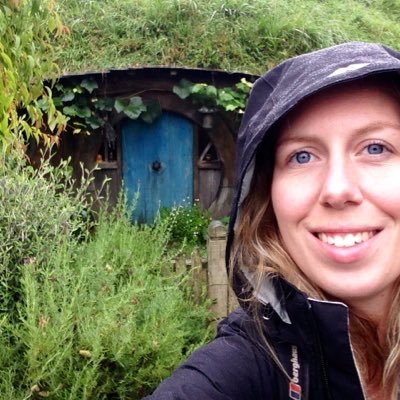 Becka_Bond's profile picture. 