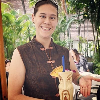 Writer, photographer, Digital Media Manager, cosplayer & nerd chick out & about in beautiful Honolulu, Hawaii and beyond.
