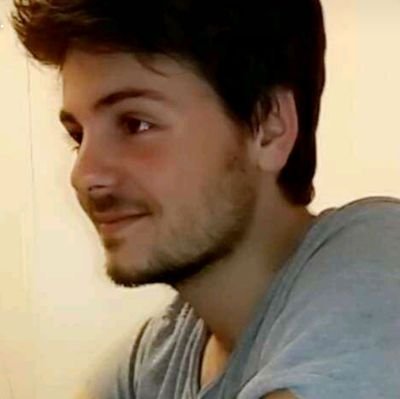 Entre Paris et le Pays Basque, Doctorant politiste
