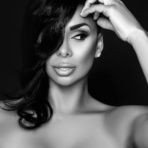 Mother / TV Personality Entrepreneur Business: business@lmgovan.com | @lauramgovan | Snap @laurasmgovan)