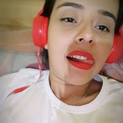 Cangri de Cora✌
#DYARMYPY
Fans de #DaddyYankee
#LaRompeCorazones😍
#EYS❤