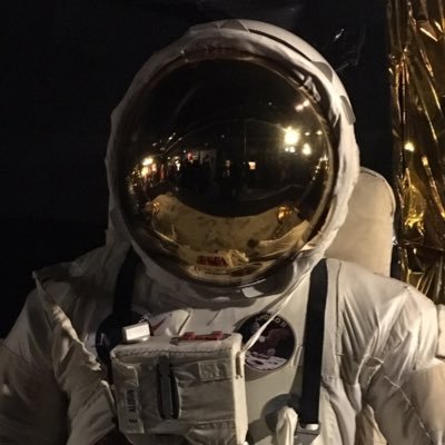 Aknaru's profile picture. 