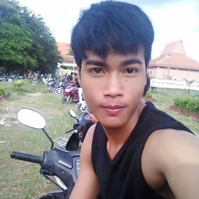 BrakChhaNun's profile picture. I love my parents