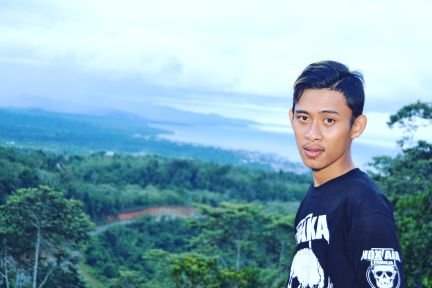 Lagi belajar nulis
Ig @maskrisna_ad