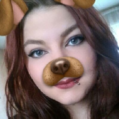 anais_charton's profile picture. 