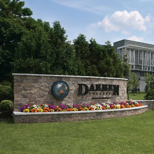 DaemenFinAid's profile picture. 