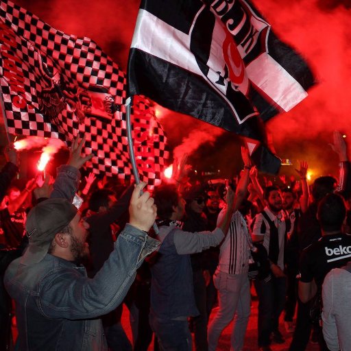I was born with it, i will die with it. 🦅 ◼️◻️ Selçuk Üniversitesi - Gaste 📰