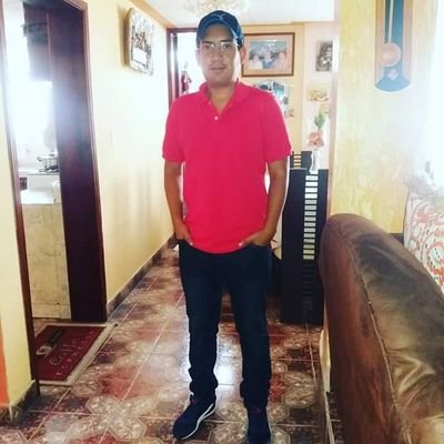 ● Estudiante de Ingenieria en Recursos Naturales Renovables.
● Amante de la Música Reggae, el Baloncesto y los Videojuegos.
● Roots and Culture.