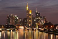 #Frankfurt am Main ist mit rund 700.000 Einwohnern die größte #Stadt in #Hessen und die fünftgrößte in #Deutschland.