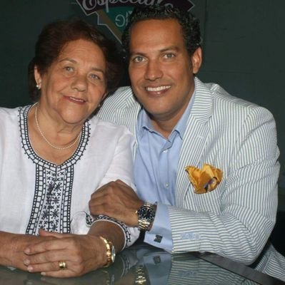 GregoryAlmanza3's profile picture. Arquitecto, constructor, papa de Lill