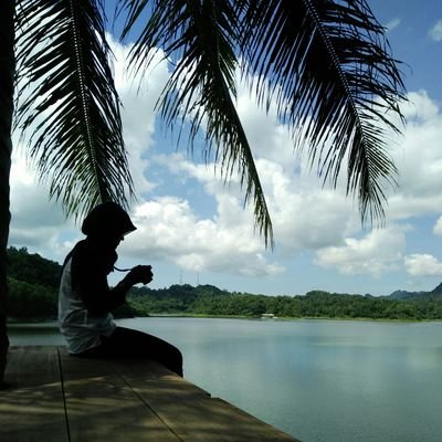 ririnkhofiya's profile picture. Show me how to fight for now~