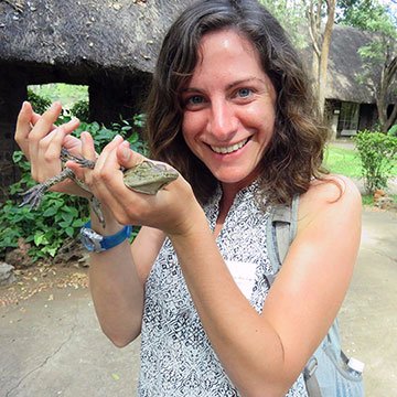 Asst Prof, researcher of tropical climate/paleoclimate, stable isotopes, biomarkers, models, mud. Runs on geoscience & music (the 'other kind of rock'). she/her