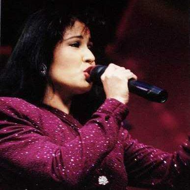 Selena Quintanilla - Perez fan forever. Harry Potter & J.K. Rowling fan forever. Fan of Gymnastics, Football & Olympics. 💖American Sign Language💗