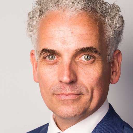 Directeur Vastgoed bij Achmea Real Estate. Trotse vader van een tweeling van acht. Voorzitter Kern, lid RvC ASRE, bestuur HomePlan, lid D66. ❤️Vastgoed & Impact