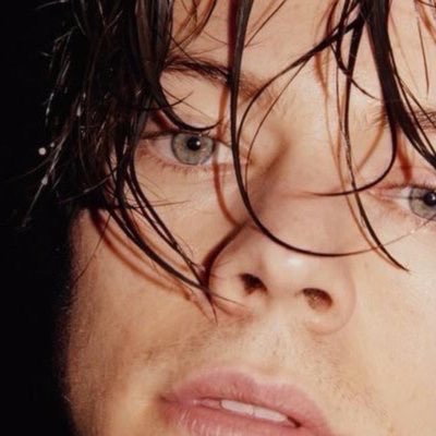 Go follow @DazzlingHarry_ she gave you this free follow. 💕 Thank you 💕
