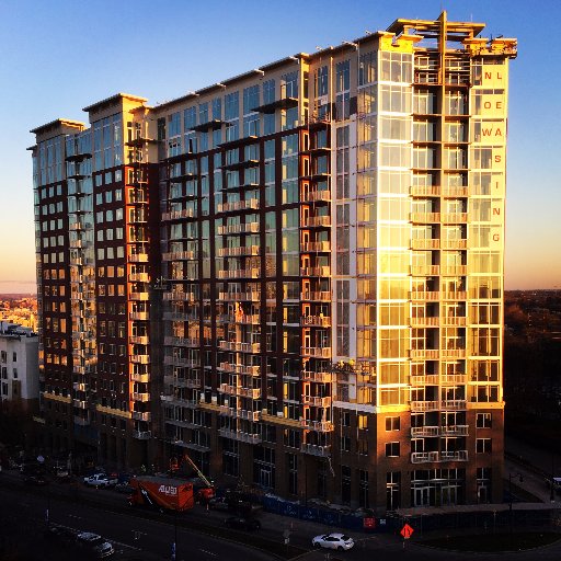 ElementMusicRow's profile picture. This is the official Twitter page for Element Music Row™ Apartments 
| (615) 741-0333 | Leasing@ElementMusicRow.com