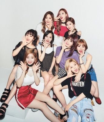 TWICETAGRAM_2's profile picture. ONCE 😇 TWICE