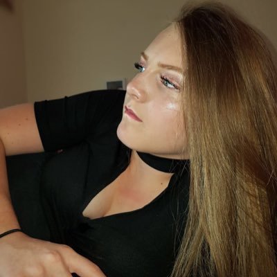 hopebrooker02's profile picture. ❤️💛💚💙💜